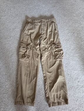 Aeropostale 32/34 Men's Cargo Pants in Tan - Classic Utility Style